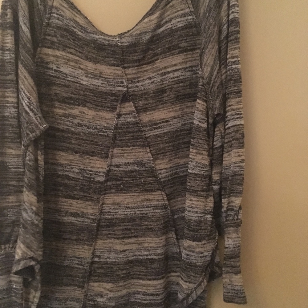 Lovely flowy Free People Top